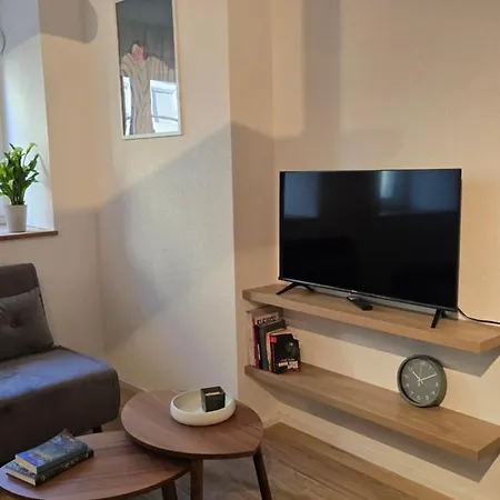 Modern Living - Neubau-studio Mit Stil *